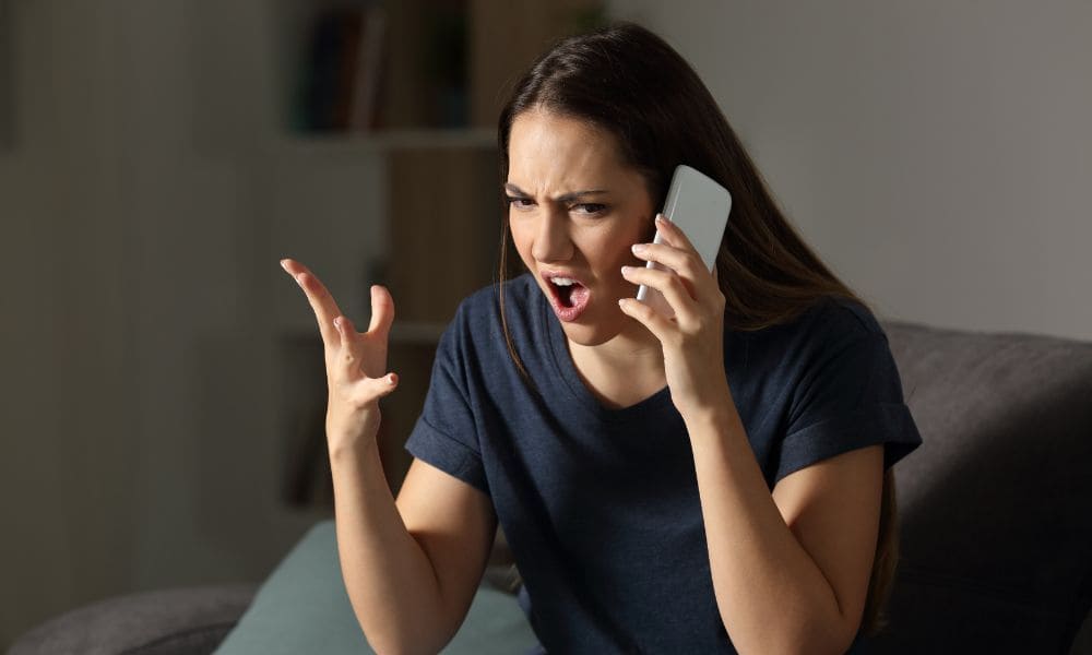 カラーハラスメント_業界